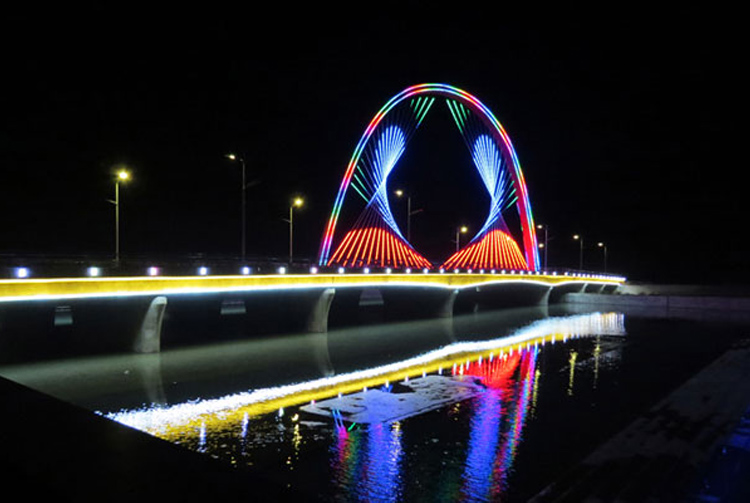 酒泉討賴(lài)河大橋夜景亮化工程
